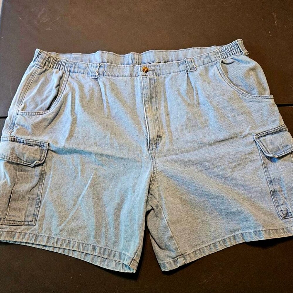 John Blair Elastic Denim Shorts with Cargo Pockets.  Size 44.